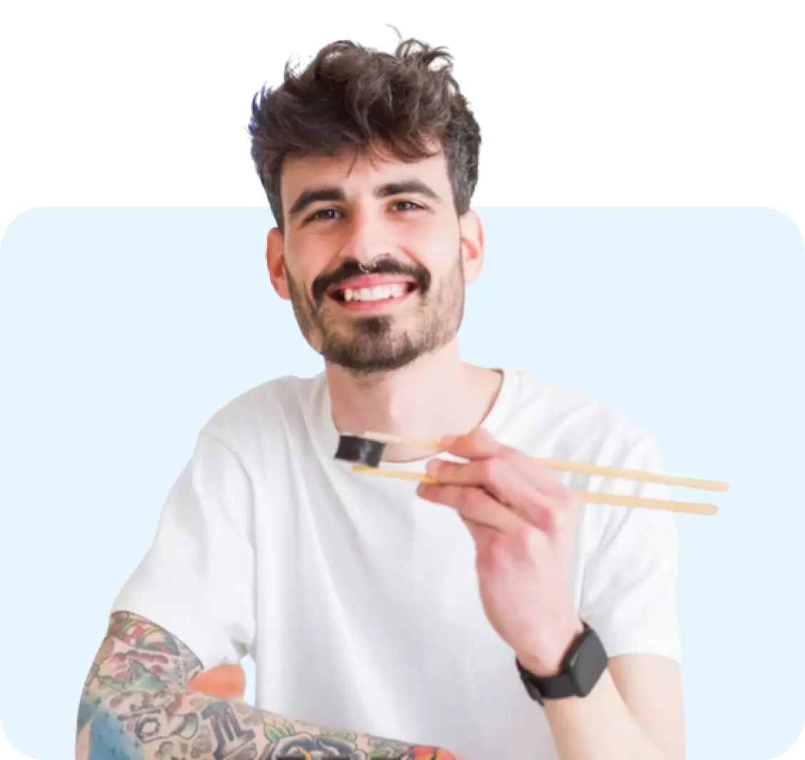 Man eating a healthy meal